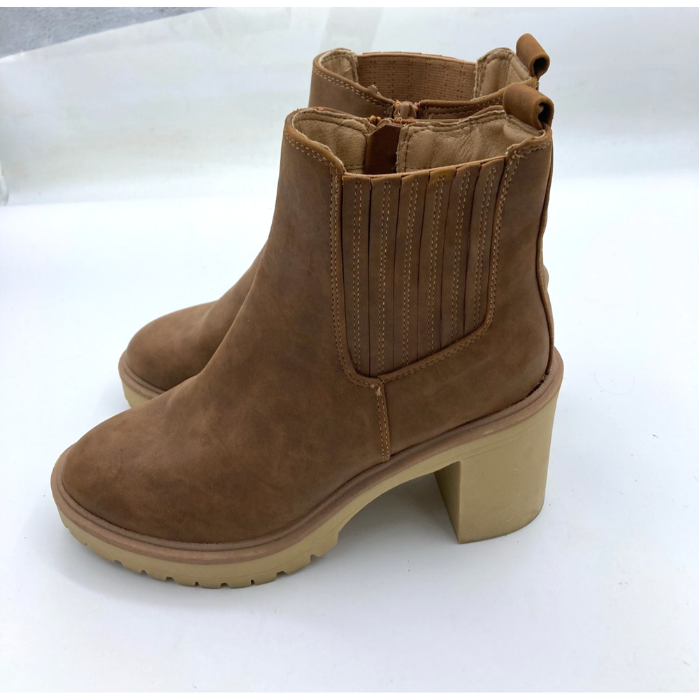 Dolce‎ Vita DV Chunky Ankle Boots Brown Suede Size 8.5 Heel 3.5"